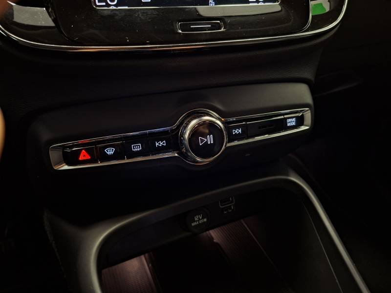 Volvo XC40 - Photo 38