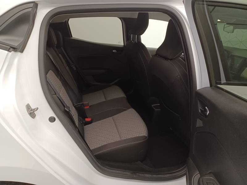 Renault Clio - Photo 15