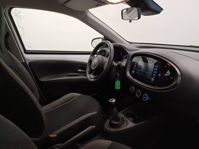Toyota aygo x - Photo 12