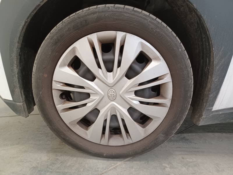 Toyota aygo x - Photo 9