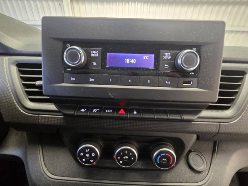 Renault Trafic - Photo 25