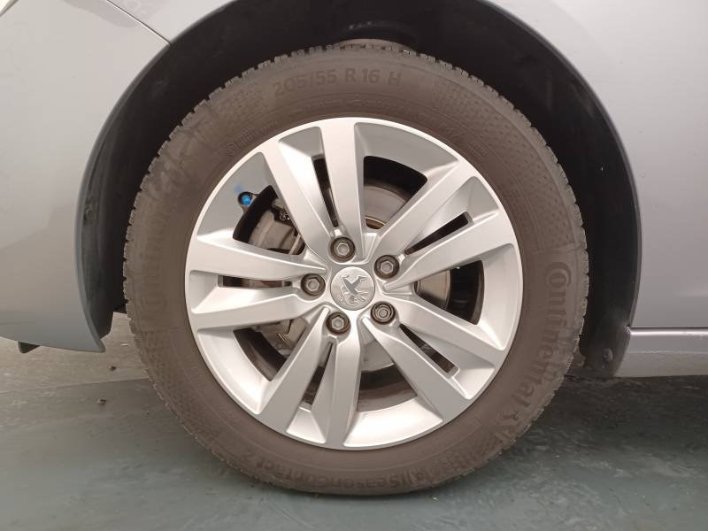 Peugeot 308 - Photo 7