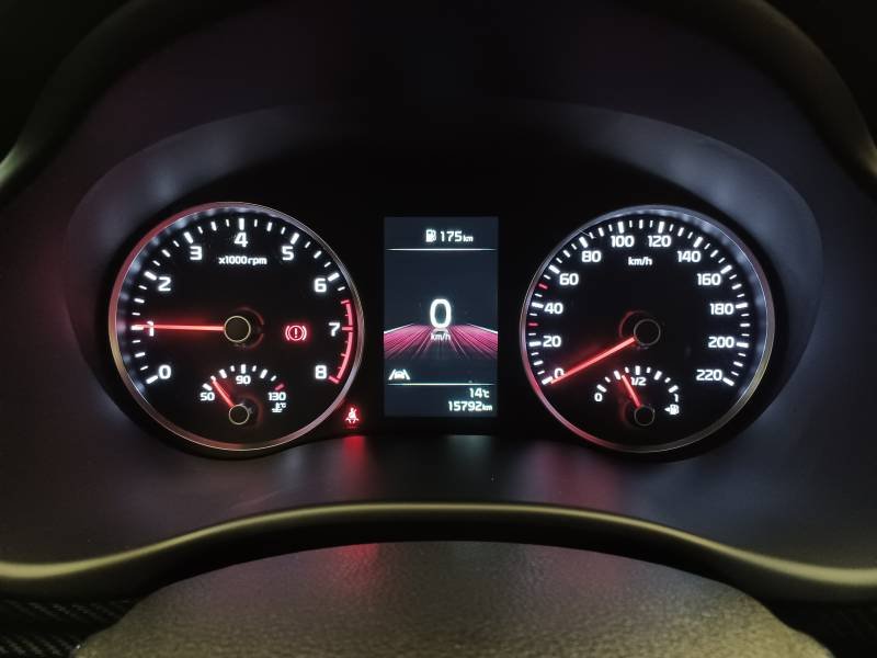 Kia Stonic - Photo 22