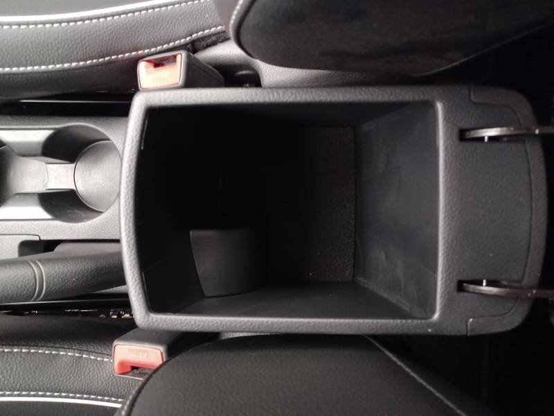 Kia Stonic - Photo 27