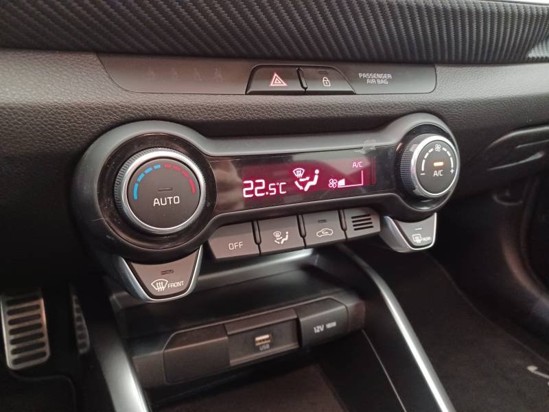 Kia Stonic - Photo 30