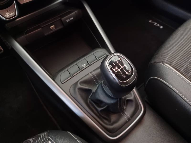 Kia Stonic - Photo 38