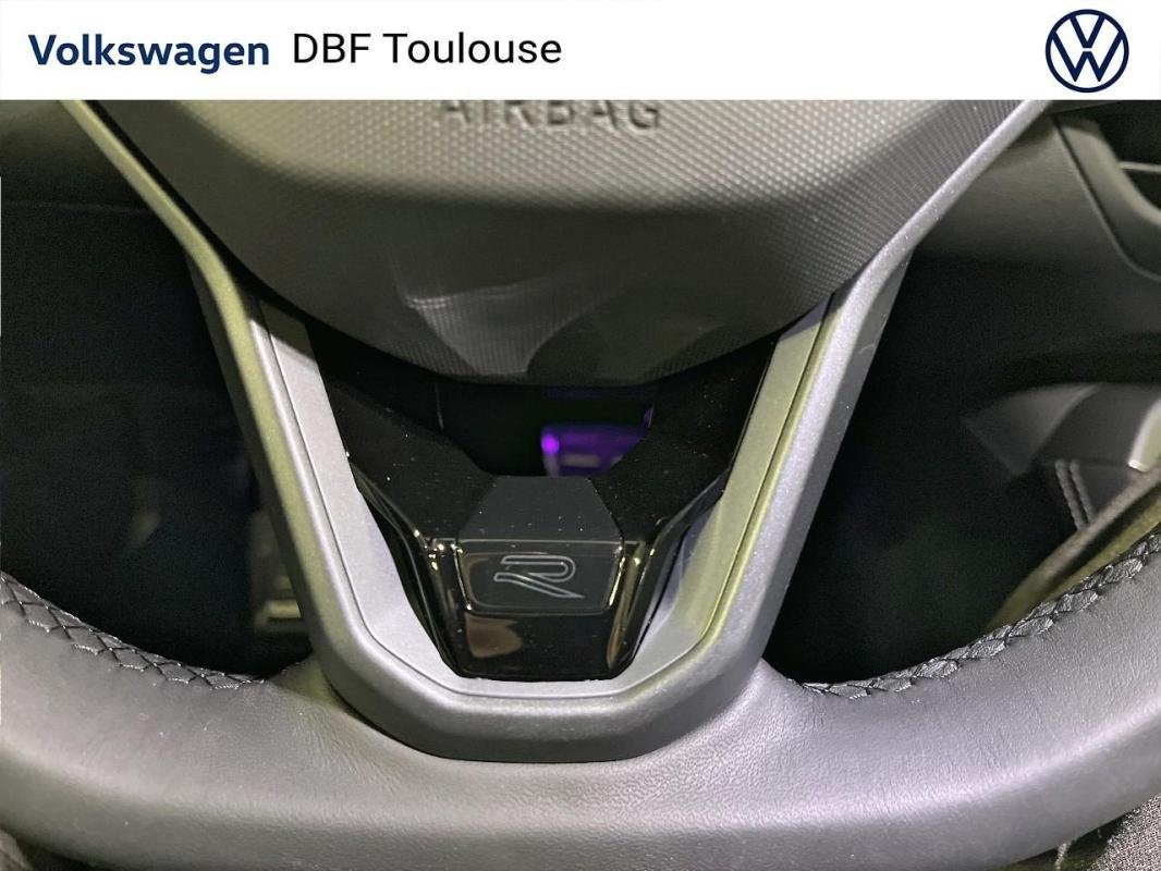 Volkswagen T-Roc - Photo 15