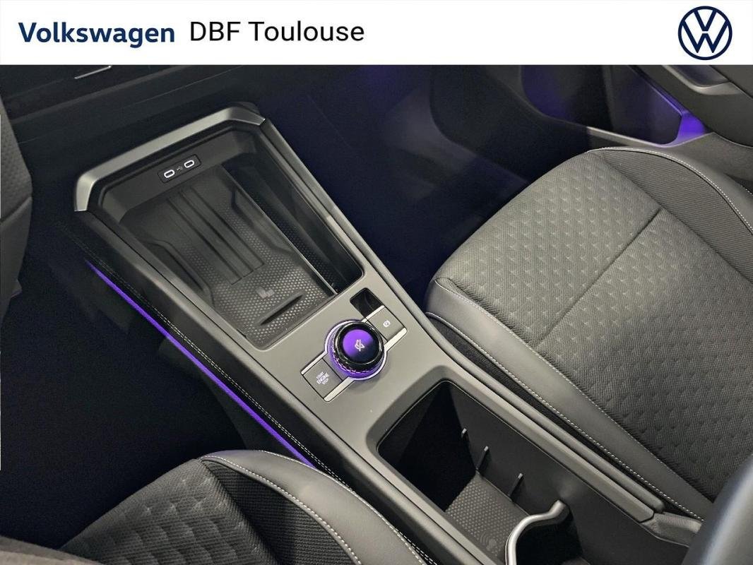 Volkswagen T-Roc - Photo 17