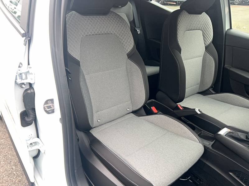 Renault Clio - Photo 11