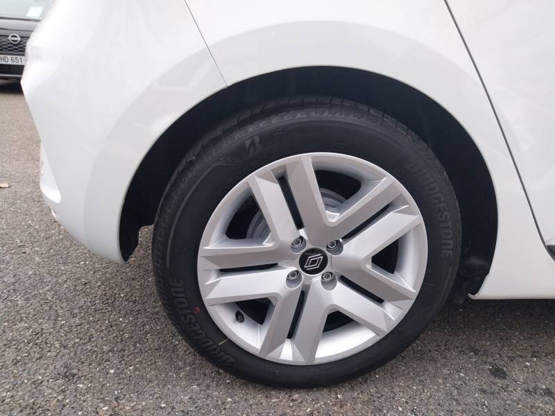Renault Clio - Photo 16