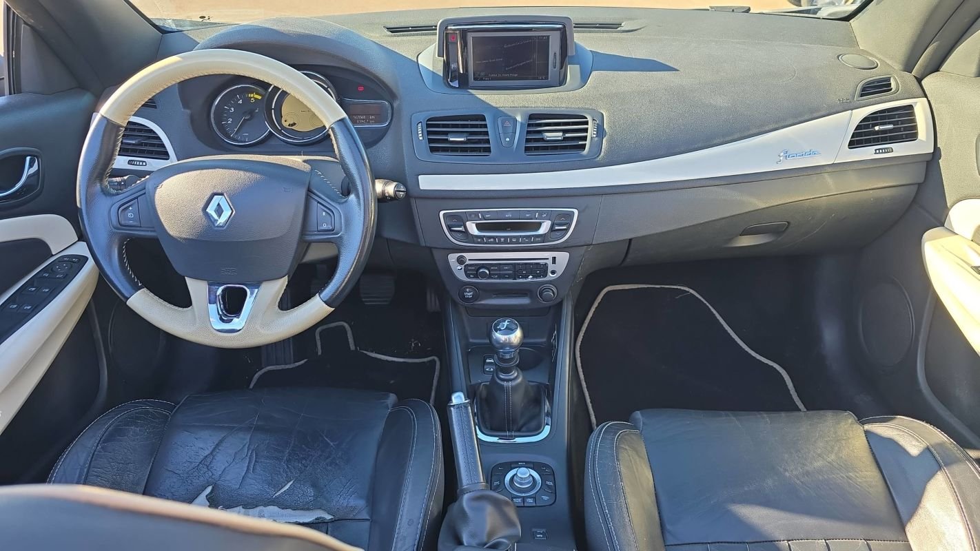 Renault Mégane - Photo 11