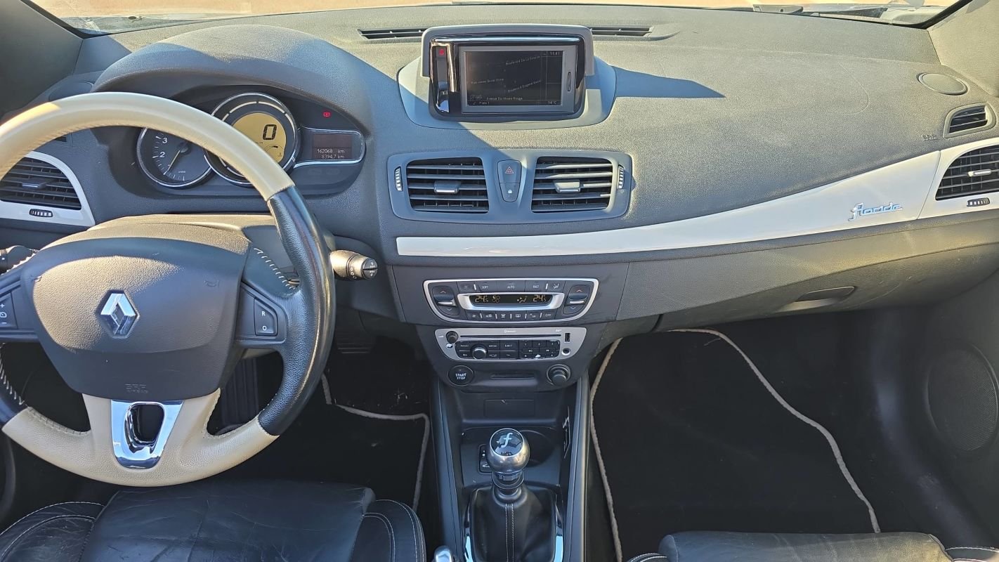 Renault Mégane - Photo 24