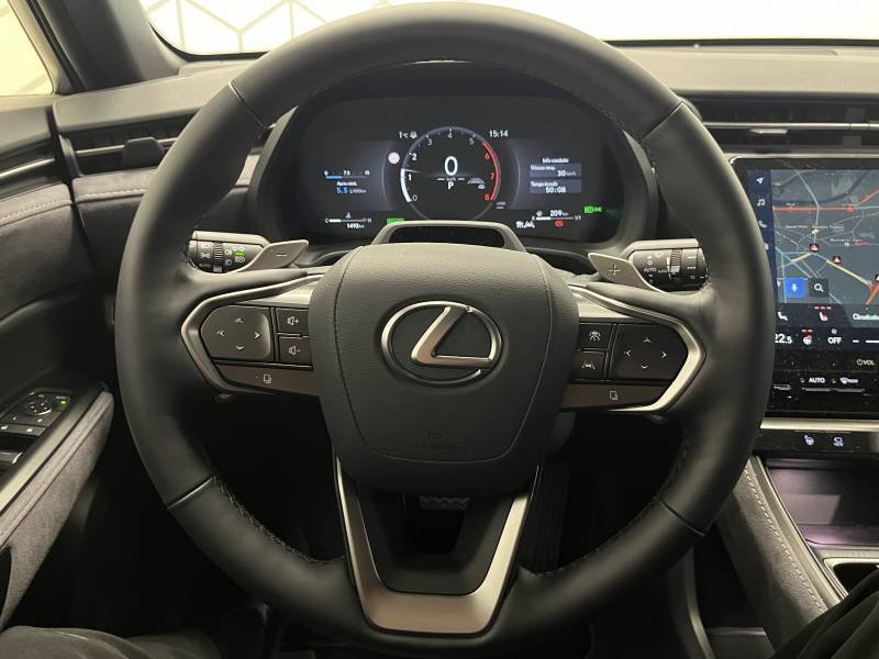 Lexus LBX - Photo 11