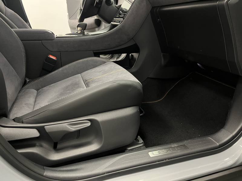 Lexus LBX - Photo 12