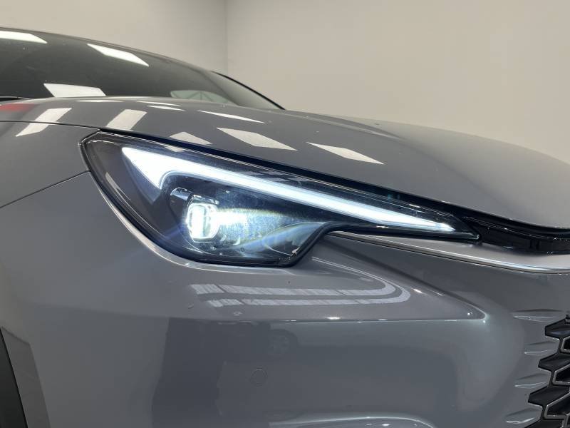 Lexus LBX - Photo 25