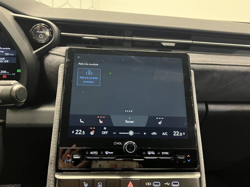 Lexus LBX - Photo 37