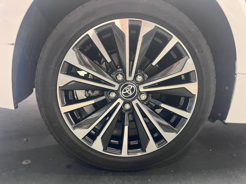Toyota Corolla - Photo 9