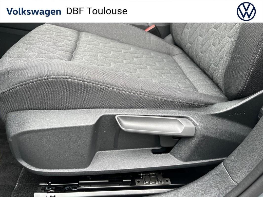 Volkswagen Golf - Photo 25