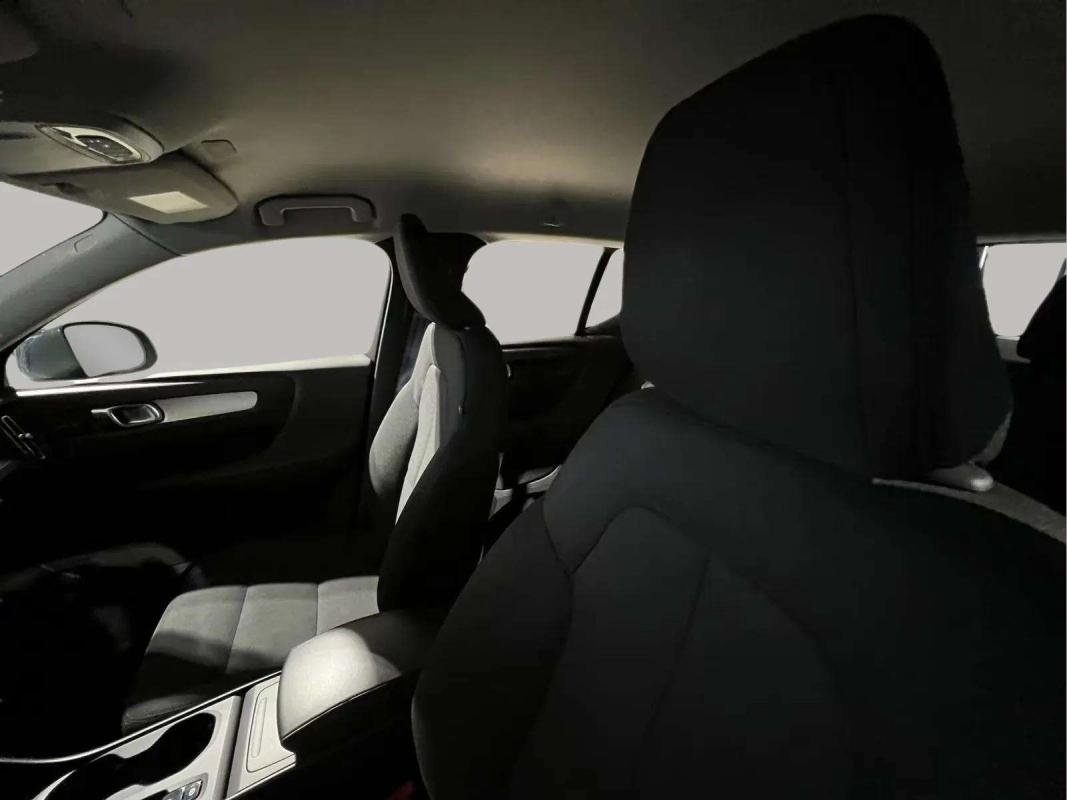 Volvo XC60 - Photo 15