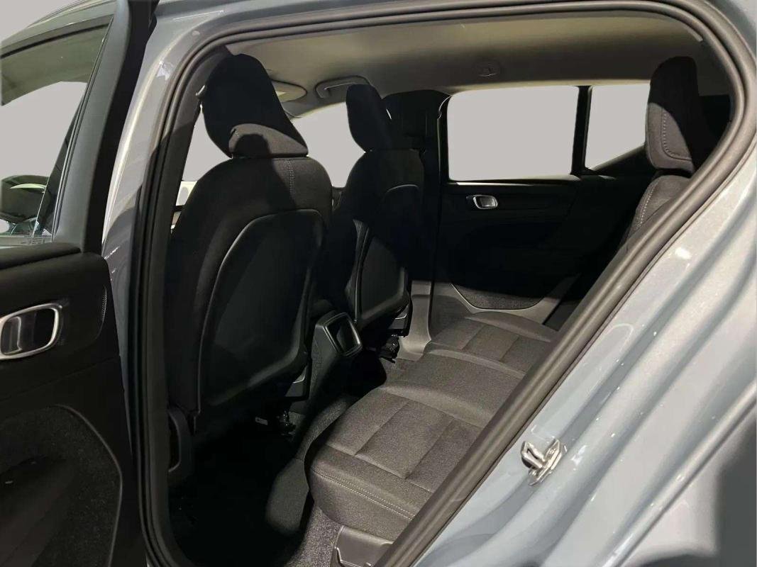 Volvo XC60 - Photo 22