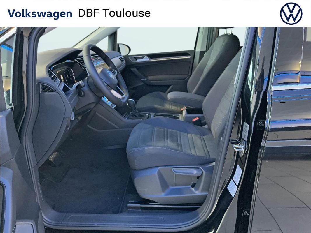 Volkswagen Touran - Photo 10