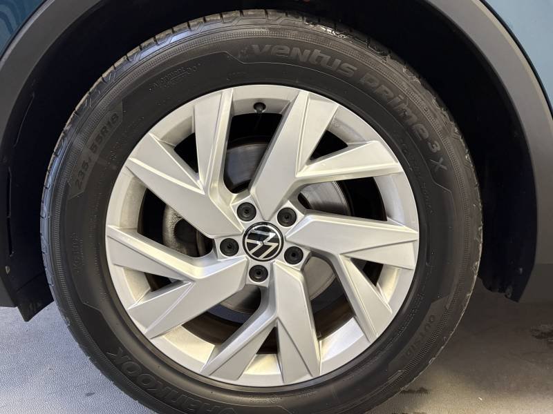 Volkswagen Tiguan - Photo 2