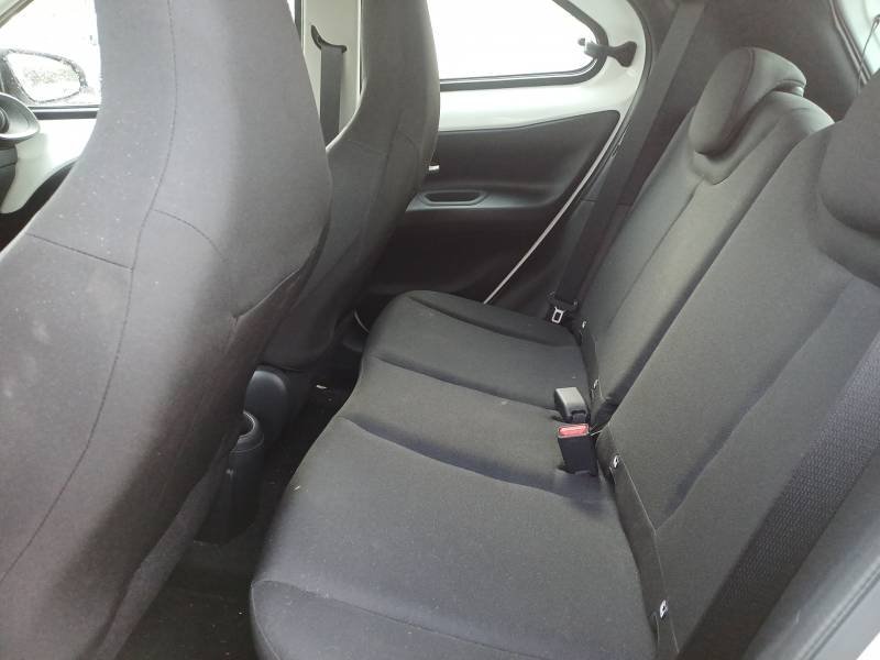 Toyota aygo x - Photo 11
