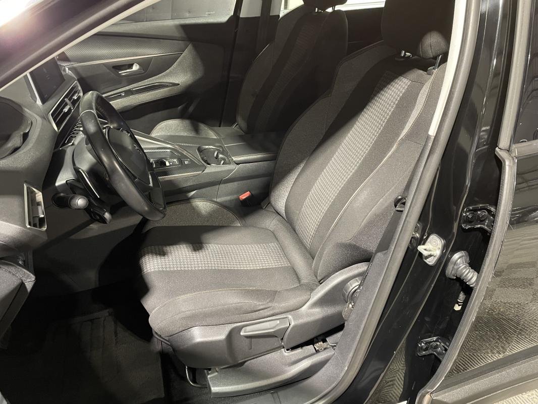 Peugeot 5008 - Photo 15