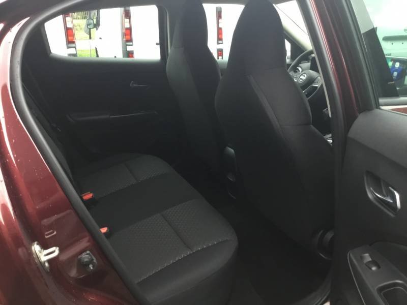 Nissan Juke - Photo 17