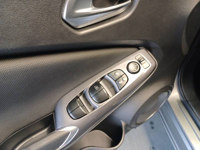 Nissan Juke - Photo 11