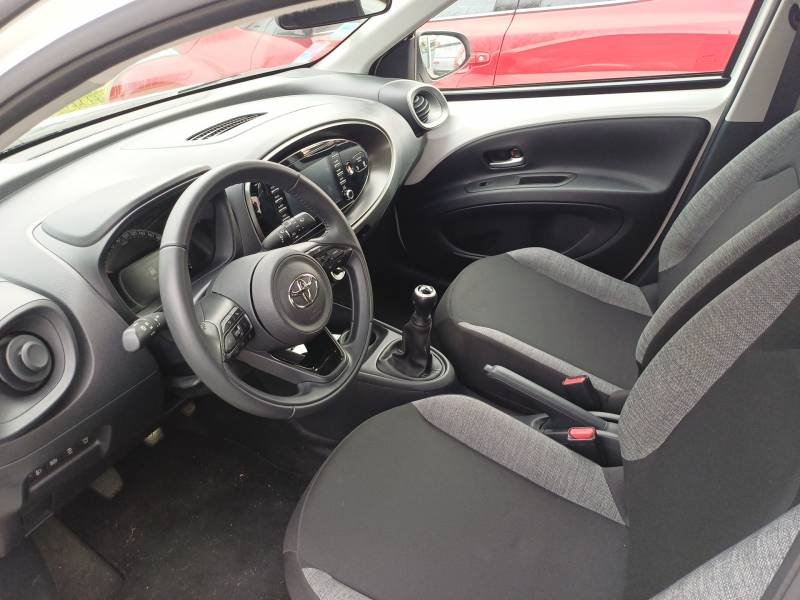 Toyota aygo x - Photo 18