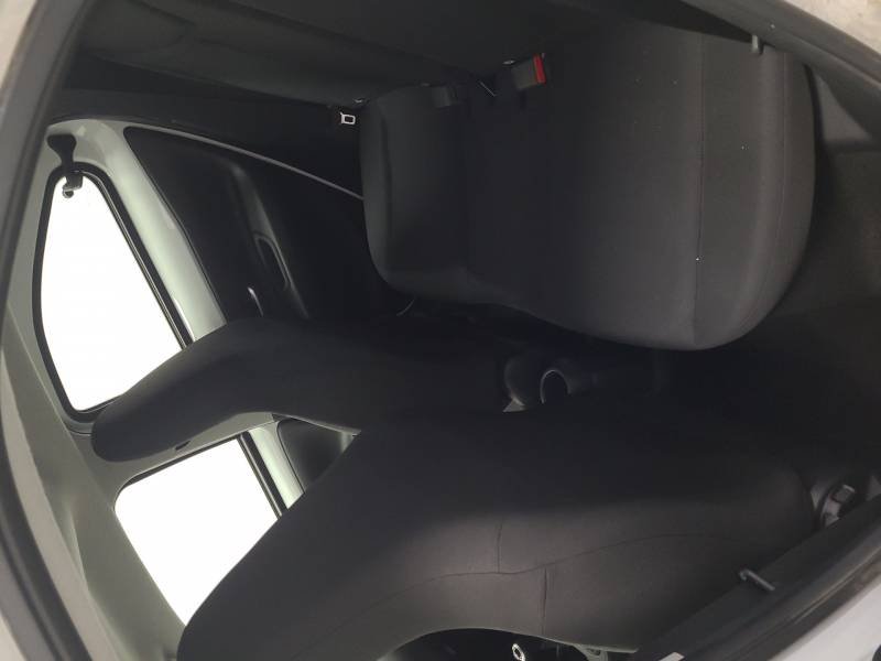 Toyota aygo x - Photo 13