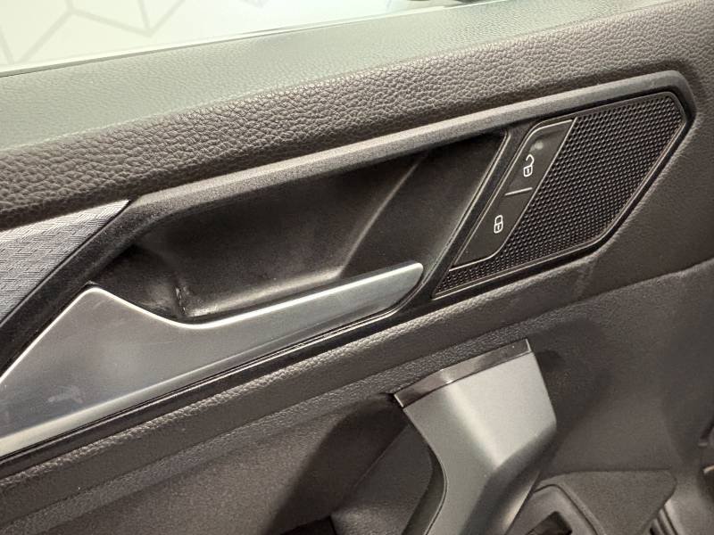 Volkswagen Tiguan - Photo 23