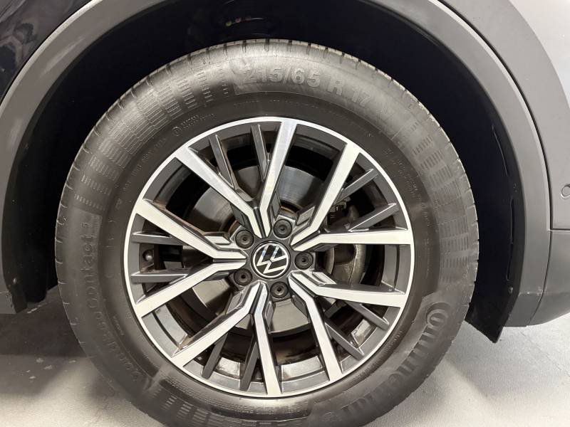 Volkswagen Tiguan - Photo 32