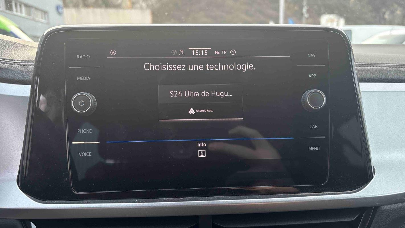 Volkswagen T-Roc - Photo 16