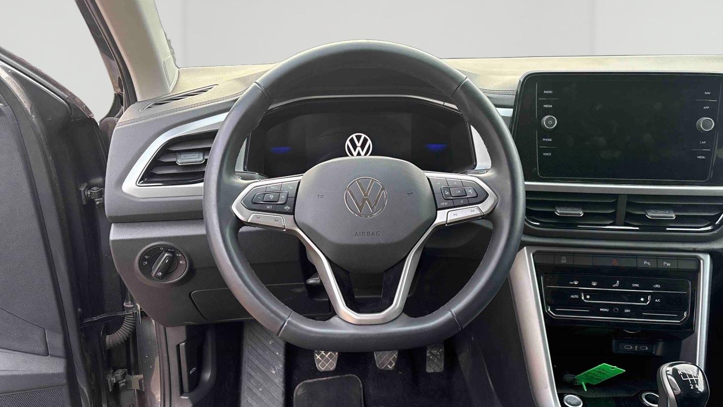 Volkswagen T-Roc - Photo 10