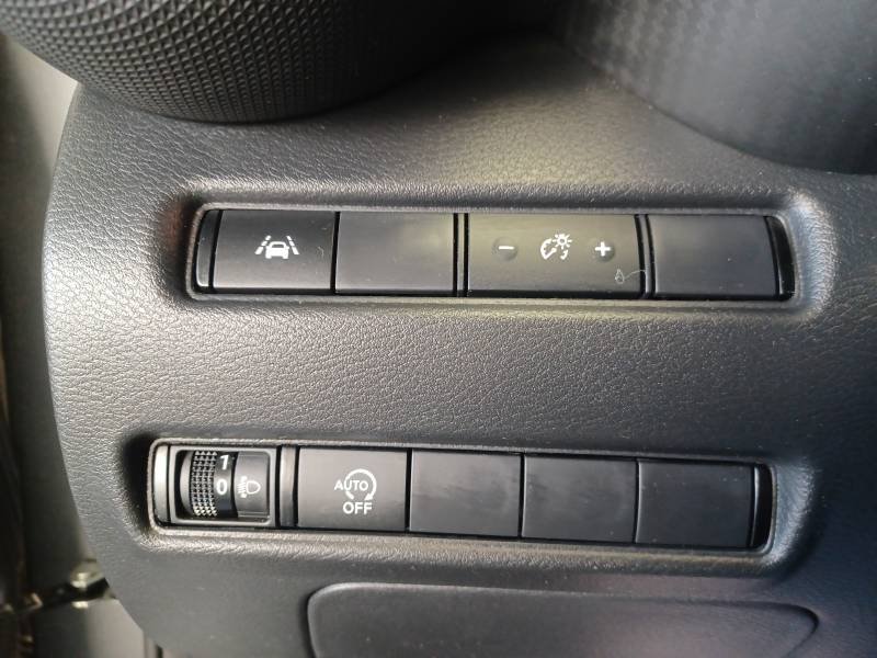 Nissan Juke - Photo 25
