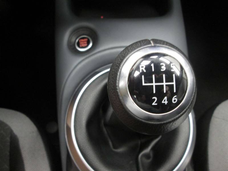 Nissan Juke - Photo 45