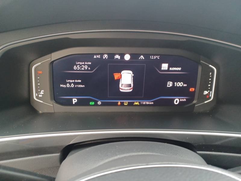 Volkswagen Tiguan - Photo 11