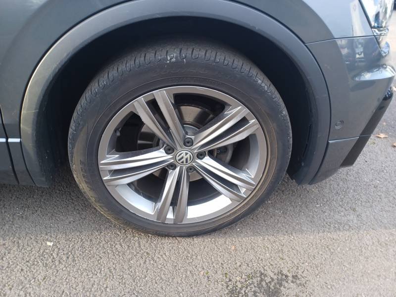 Volkswagen Tiguan - Photo 19