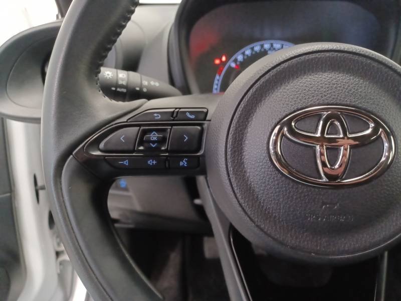 Toyota aygo x - Photo 17