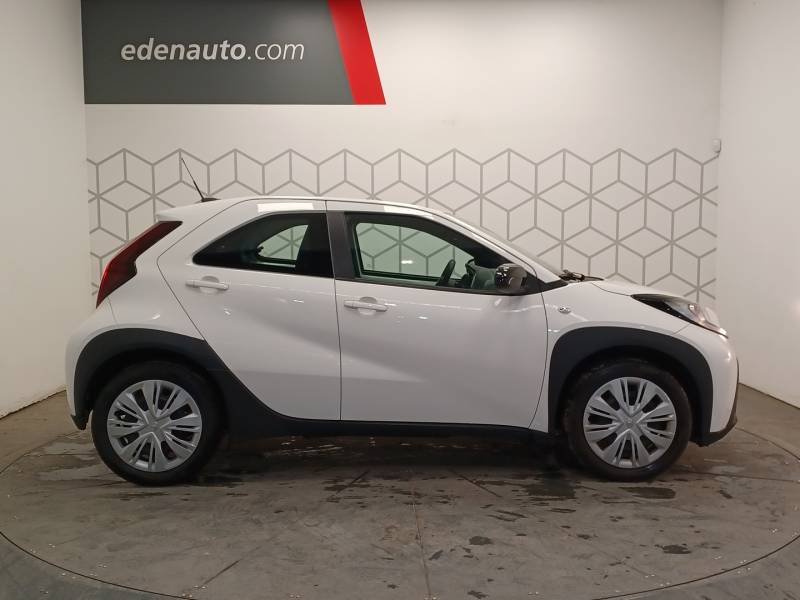 Toyota aygo x - Photo 6