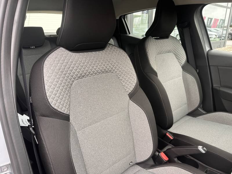 Renault Clio - Photo 19