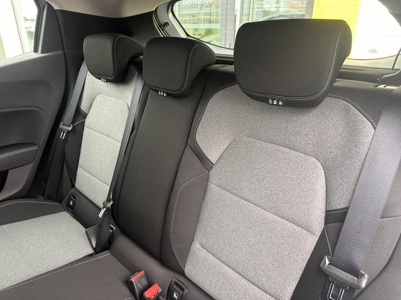 Renault Clio - Photo 24