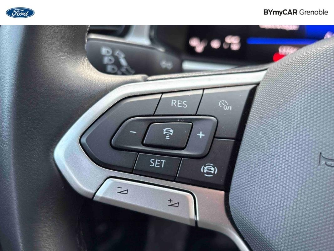 Volkswagen T-Roc - Photo 16