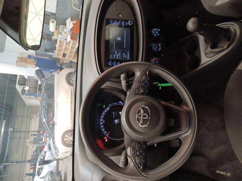 Toyota aygo x - Photo 11