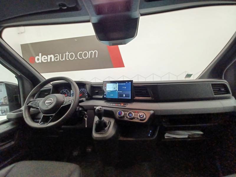 Nissan Interstar - Photo 12