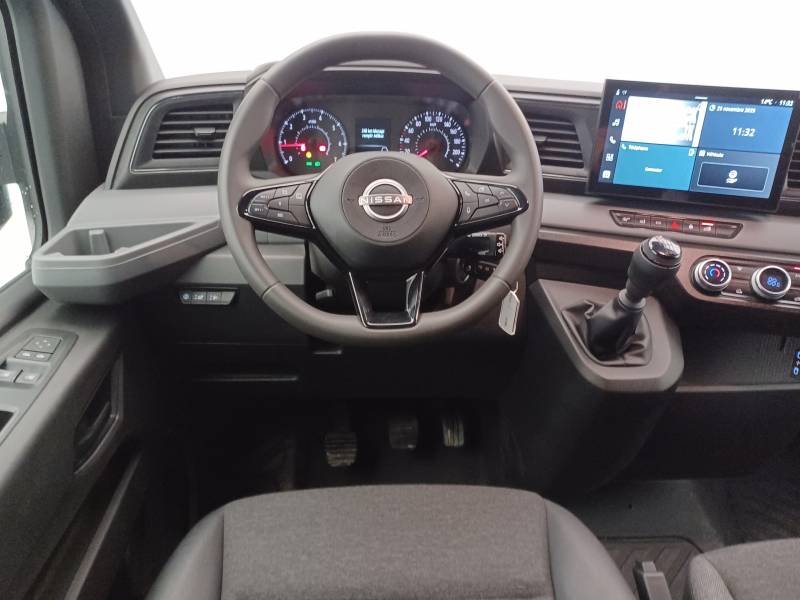 Nissan Interstar - Photo 13