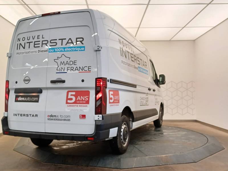Nissan Interstar - Photo 2