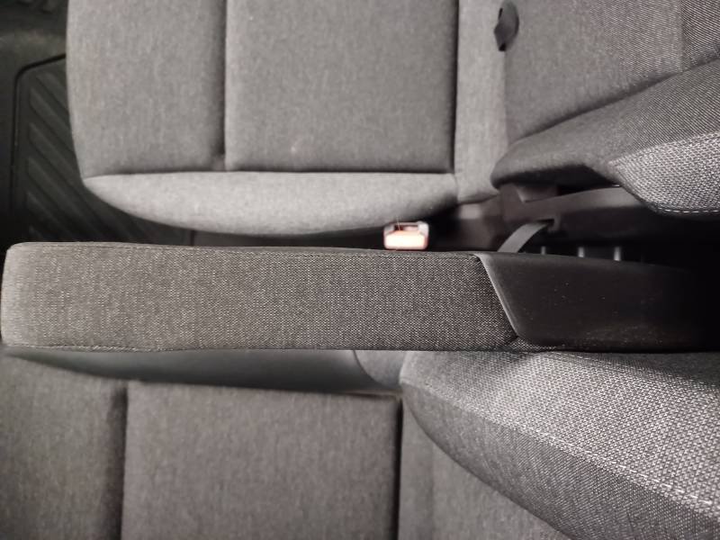 Nissan Interstar - Photo 23